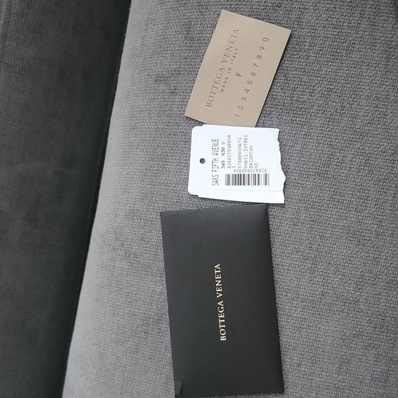 BOTTEGA VENETA Intrecciato Cassette Crossbody Bag Bright Red - Picture 4 of 14